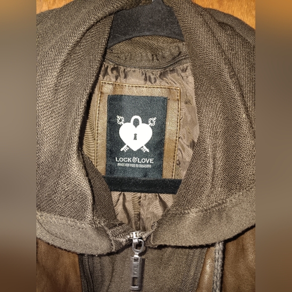 Classic Brown Leather Jacket with Hoodie - Picture 3 of 10